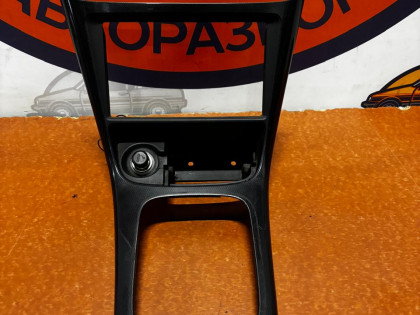 Консоль кпп CH9 CF4 CF3 CF6 CL3 