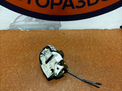 Замок двери передний левый RA8