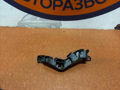 Крепление бампера заднее левое CU2 CU1