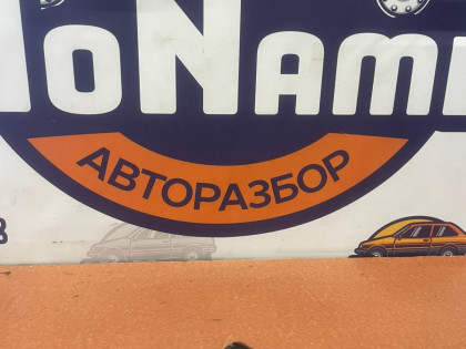 Подушка двигателя правая   B1005002  N1A43988 CU2W