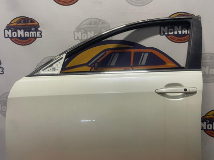 Дверь передняя левая ACV40