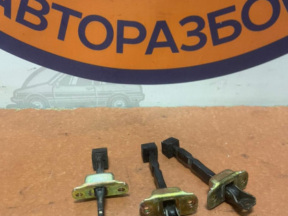 Ограничители дверей CU2W