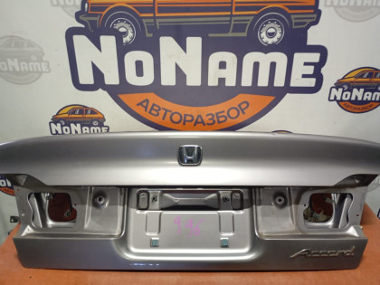 Крышка багажника CF3