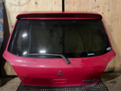 Дверь задняя CU2W