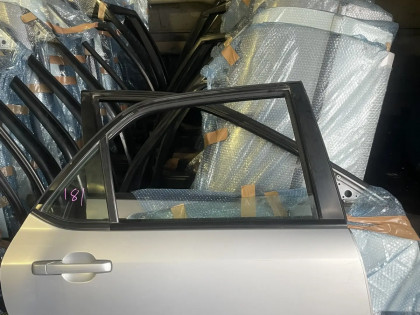 Дверь задняя правая 67510-S0A-000ZZ HONDA Accord Torneo