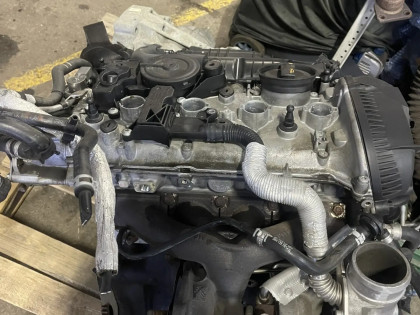 Двигатель AUDI CDN AUDI A4 OEM 06H100035H B8 2008