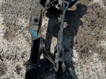 Балка задняя RA6 ra8