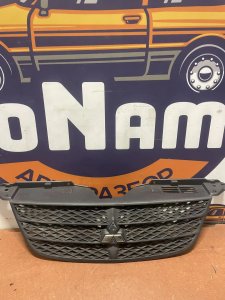 Решетка радиатора MR990459 MITSUBISHI AIRTREK